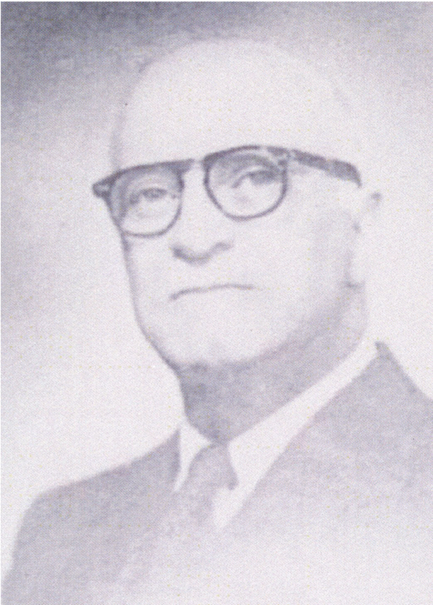 2022-0025-06 - Benoit Charbonneau gérant de la Caisse populaire de Sainte-Thérèse de 1945 à 1962. Caisse Desjardins Thérèse-de Blainville
